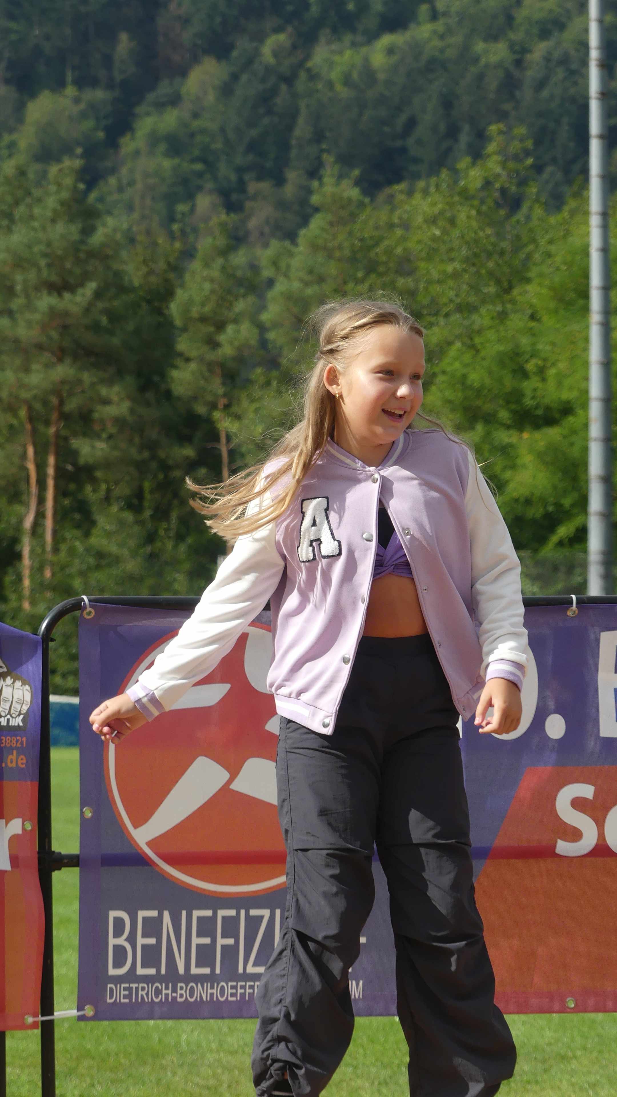 Bild vom 14. Benefizlauf im Jahr 2024. Dies ist das 82. Bild.